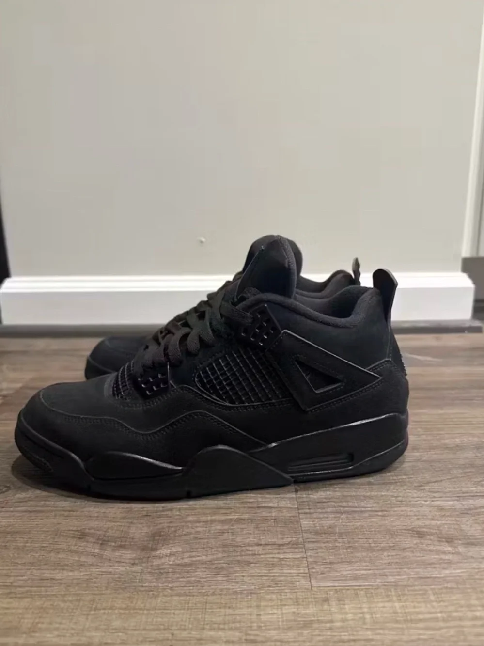 Jordan all black